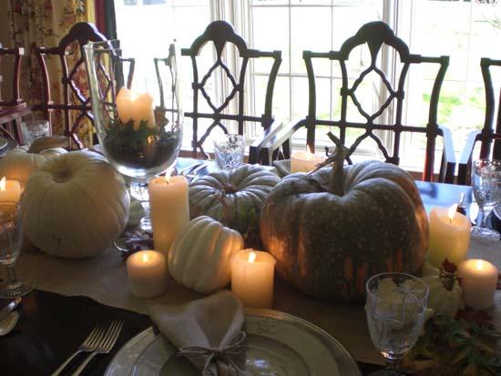 thanksgiving table green my house and home 22 Days of Gratitude: Inspiration for the Thanksgiving Table