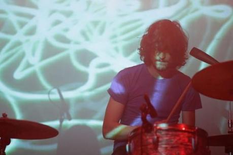 tameimpala5 620x413 550x366 TAME IMPALA ENDURED THE SNOW, PLAYED MUSIC HALL OF WILLIAMSBURG [PHOTOS]