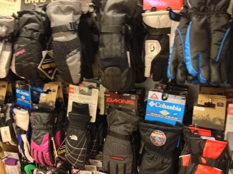How to Choose Ski Gloves