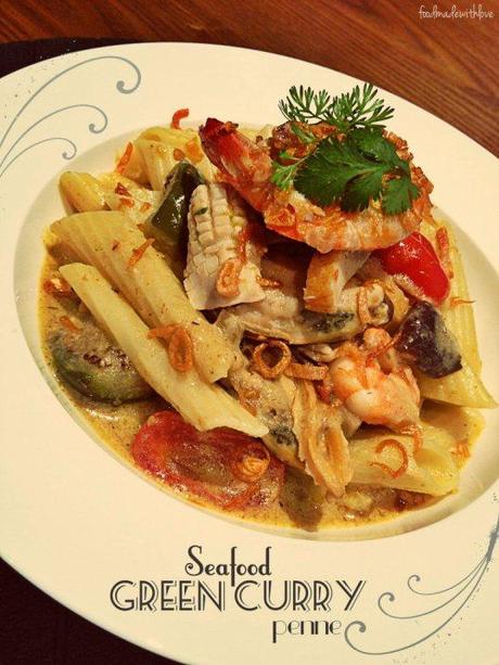 Fusion Friday : Seafood Green Curry Penne