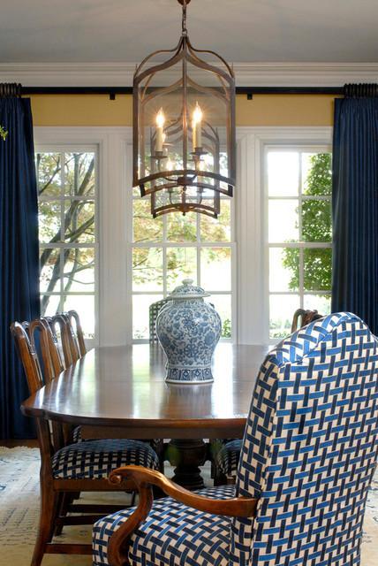 Tobi Fairley traditional dining room 22 Days of Gratitude: 7 Family Friendly Dining Room Tips