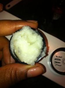 Quick and Easy DIY Coconut Oil Lipbalm