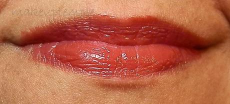 Swatches: Lip Butter: Revlon: Revlon ColorBurst Lip Balm 035 Candy Apple