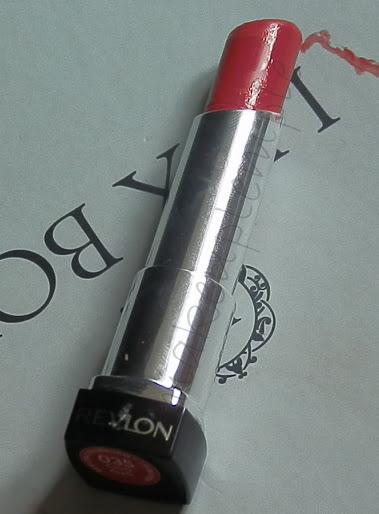 Swatches: Lip Butter: Revlon: Revlon ColorBurst Lip Balm 035 Candy Apple