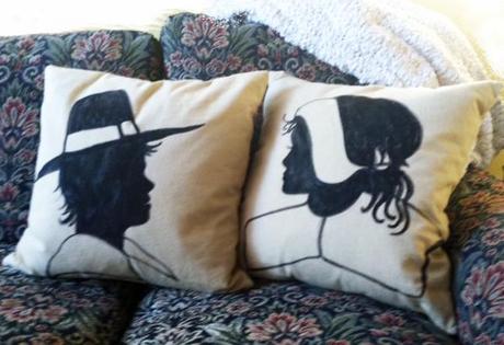 YES Spaces DIY Pilgrim Silhouette Pillows New Video! How to Make Silhouette Pillows