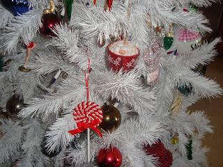 Kmart Decorate it forward.