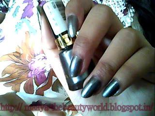 REVLON-steel her heart (NOTD) :)