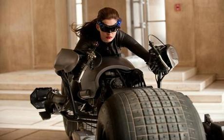 'The Dark Knight Rises' Review - Batman Finally Gets His Ass-Kicked