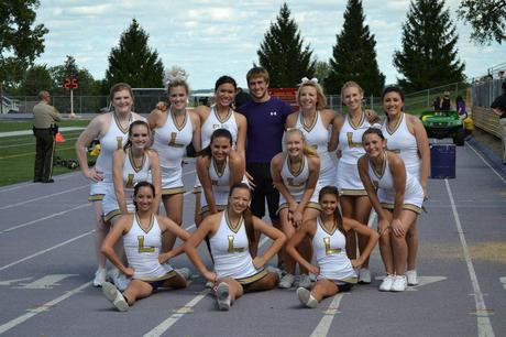 Loras College Cheerleaders