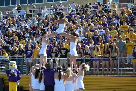 Loras College Cheerleaders