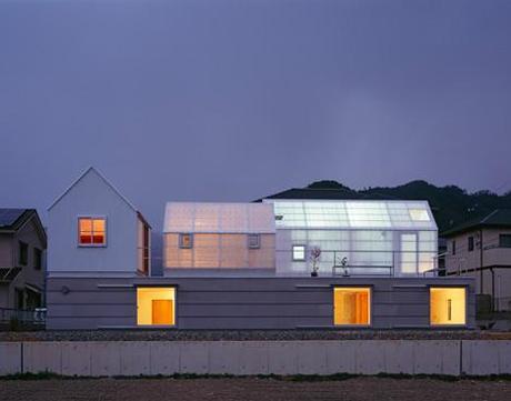 House in Yamasaki by Tato Architects inShare 10