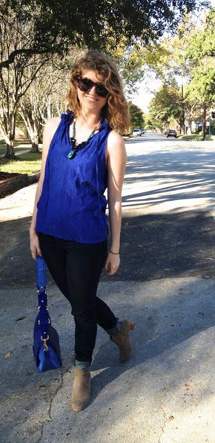 outfit: beaded necklace
