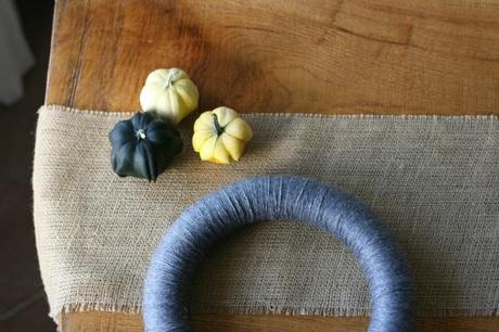 christmas party prep: diy yarn wreath