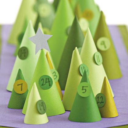 diy cone advent calendar 9 Fun DIY Kids Advent Calendars