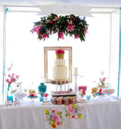 A Pretty Floral Wedding Table by Paper and Style Co.