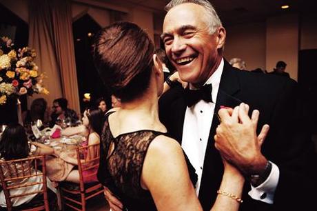 parents dancing at wedding