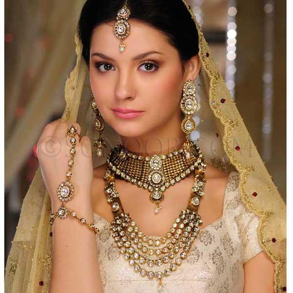 Bridal Jewelry Latest Gold Sets Designs 2013 by Sonoor Jewels an Eminent Lineament Cherished Jewellery