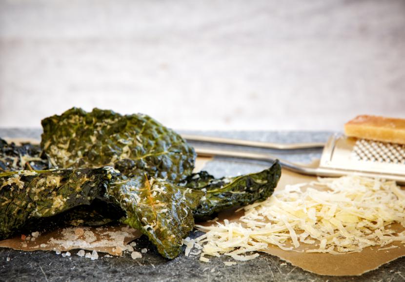 Garlic Parmesan Kale Chips