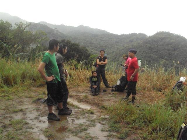 Take 5 after trail running from Papaya River going down