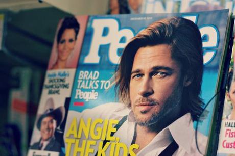 NookAndSea-Magazine-PEOPLE-Rack-Walgreens-December-10-Issue-2012-Brad-Pitt-Interview