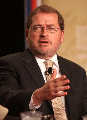 English: Grover Norquist at a political confer...