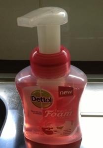 {Review} Dettol Touch of Foam Hand Wash