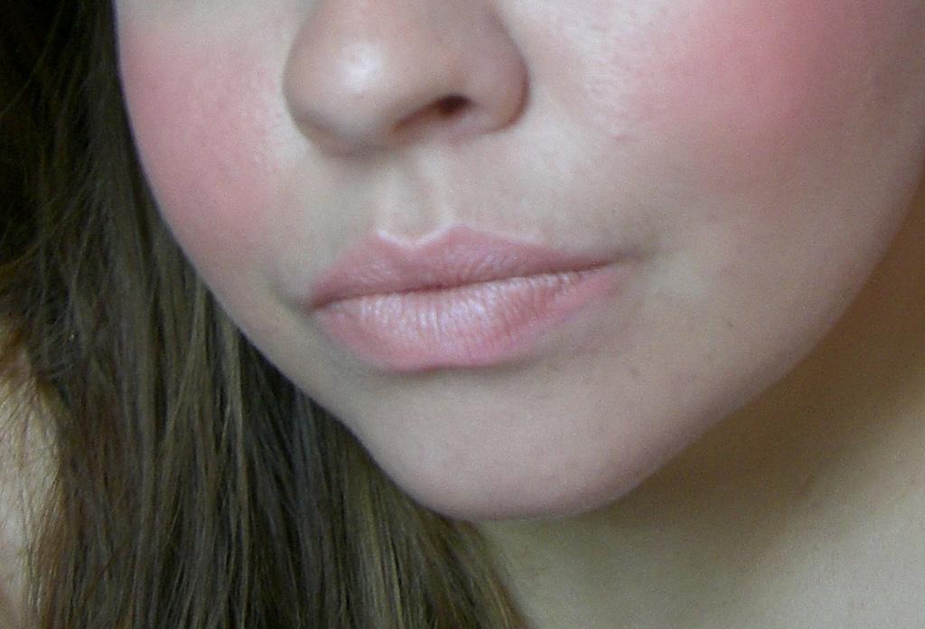 Revlon Matte Lipsticks Stormy Pink & Nude Attitude