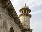 Detail of one of the exterior walls of the Baby Taj