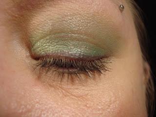 Green eyelook