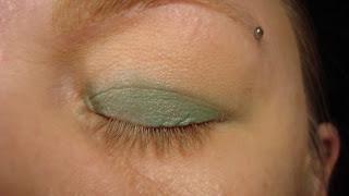 Green eyelook