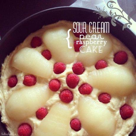 Sour cream, pear & raspberry cake
