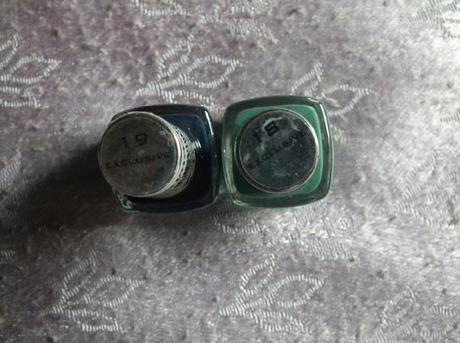Colorbar Cosmetics Nail Paint in Exclusive 19 and 18