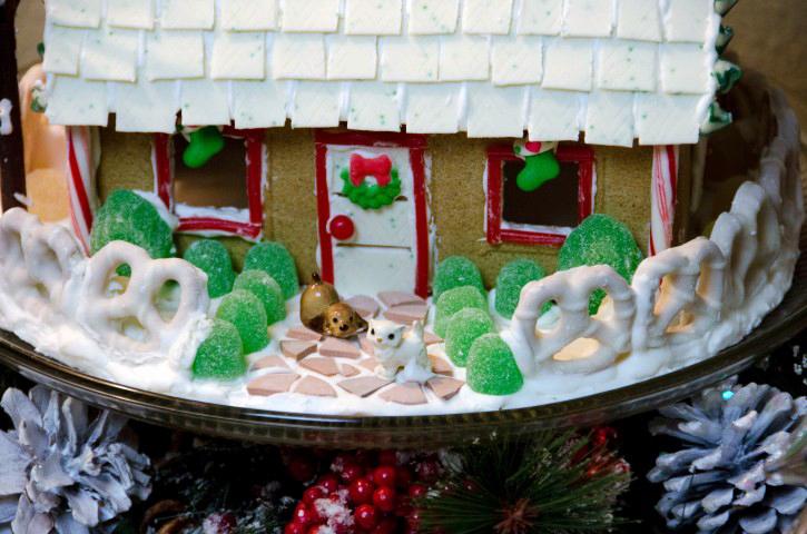 YES Spaces gingerbread cottage1 A Cozy Winter Wonderland: The Gingerbread Forest