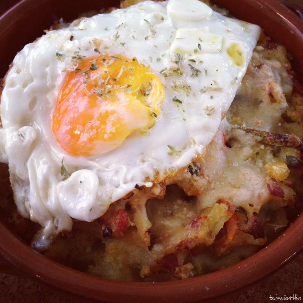 Cheesy bubble and squeak with sunny side up