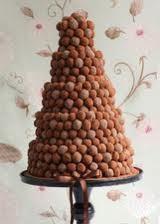 chocolate-truffle-wedding-cake