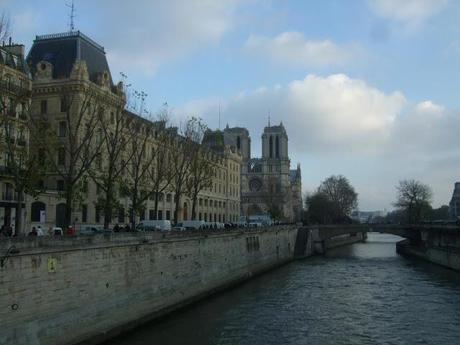 Marché aux Fleurs in Paris