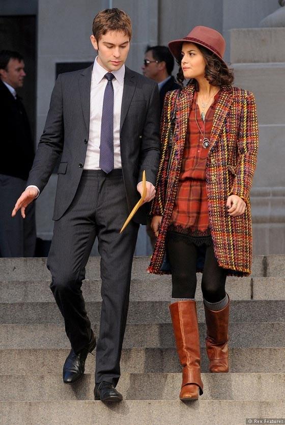 Chace-Crawford-and-Sophia-Black-on-the-set-of-Gossip-Girl-season-Sage