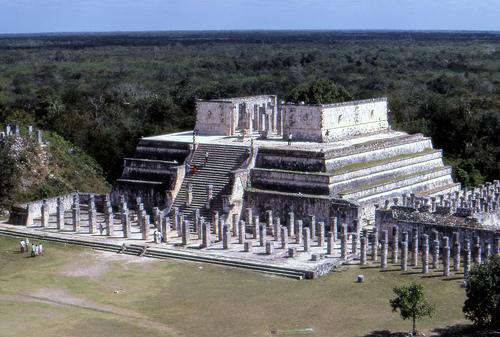 can8602_07, Temple of the Warriors, Chichen Itza, Maya Ruins, Yucatan Peninsula, Mexico