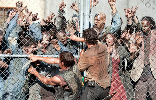Fence Zombies - The Walking Dead Season 3