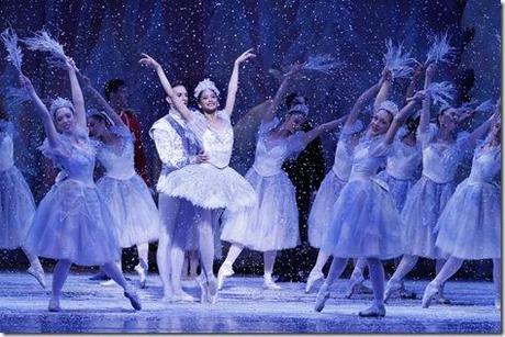 Review: The Nutcracker (Joffrey Ballet Chicago) - Paperblog