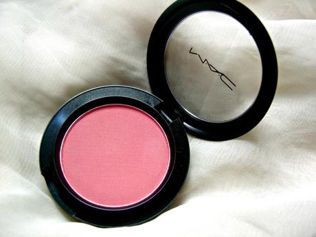 MAC blush in Fleur Power