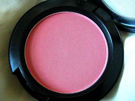 MAC blush in Fleur Power