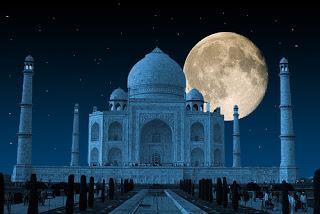 Amazing Night view of Taj Mahal