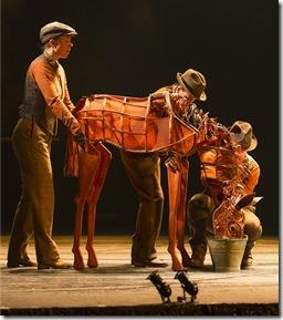Review: War Horse (Broadway in Chicago)