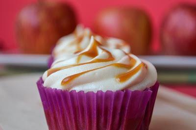 Carmel Apple Pie Cupcakes