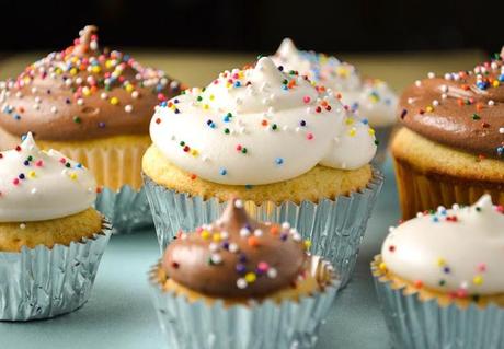 Birthday Time! Vanilla Bean Cupcake