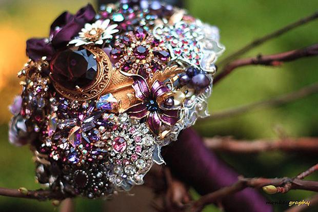 Brooch Bouquet