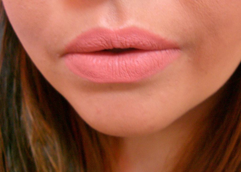 ELF Studio Matt Lip Colour - Coral