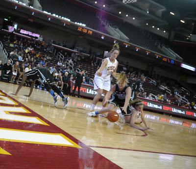 #4 Duke Women Topple Host USC Trojans 75 - 60