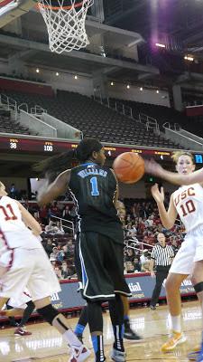 #4 Duke Women Topple Host USC Trojans 75 - 60